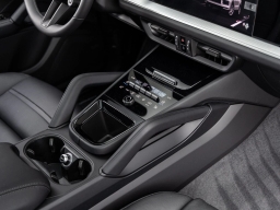 Porsche Cayenne Base Coupe AWD 2026