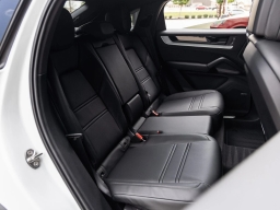 Porsche Cayenne Base Coupe AWD 2026