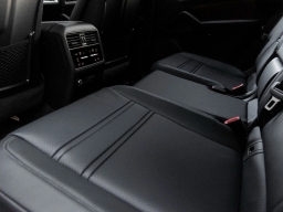 Porsche Cayenne Base Coupe AWD 2026