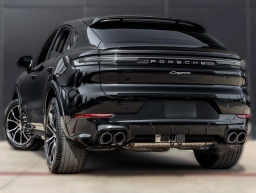 Porsche Cayenne Base Coupe AWD 2026