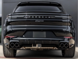 Porsche Cayenne Base Coupe AWD 2026