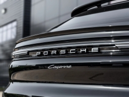 Porsche Cayenne Base Coupe AWD 2026