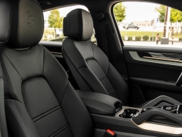 Porsche Cayenne Base Coupe AWD 2026