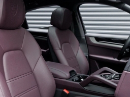 Porsche Cayenne Base Coupe AWD 2026