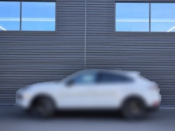 Porsche Cayenne Base Coupe AWD 2026