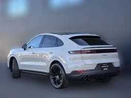 Porsche Cayenne Base Coupe AWD 2026