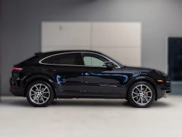 Porsche Cayenne Base Coupe AWD 2026