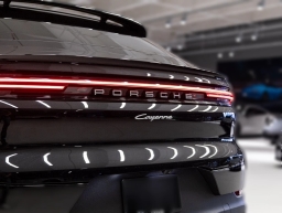 Porsche Cayenne Base Coupe AWD 2026