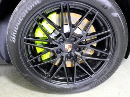 Porsche Cayenne E-Hybrid Coupe AWD 2026