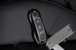 Porsche Cayenne E-Hybrid Coupe AWD 2026