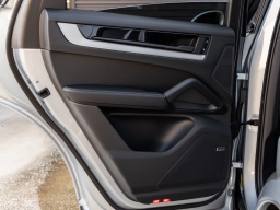 Porsche Cayenne E-Hybrid Coupe AWD 2026