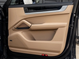 Porsche Cayenne E-Hybrid Coupe AWD 2026