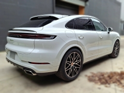 Porsche Cayenne E-Hybrid Coupe AWD 2026