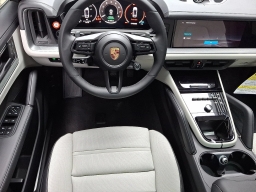 Porsche Cayenne E-Hybrid Coupe AWD 2026