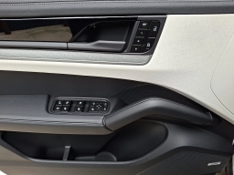 Porsche Cayenne E-Hybrid Coupe AWD 2026