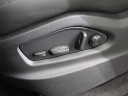 Porsche Cayenne GTS Coupe AWD 2026