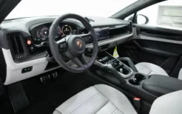 Porsche Cayenne GTS Coupe AWD 2026