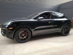 Porsche Cayenne GTS Coupe AWD 2026