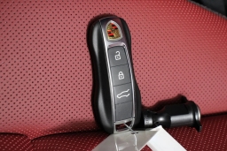 Porsche Cayenne GTS Coupe AWD 2026