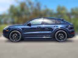 Porsche Cayenne GTS Coupe AWD 2026