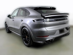 Porsche Cayenne GTS Coupe AWD 2026