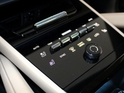 Porsche Cayenne GTS Coupe AWD 2026