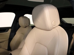 Porsche Cayenne GTS Coupe AWD 2026