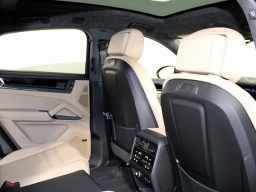 Porsche Cayenne GTS Coupe AWD 2026