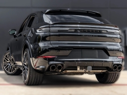 Porsche Cayenne GTS Coupe AWD 2026