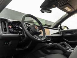 Porsche Cayenne GTS Coupe AWD 2026