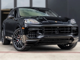 Porsche Cayenne GTS Coupe AWD 2026