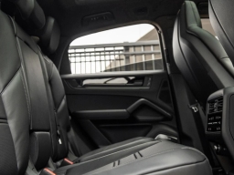 Porsche Cayenne GTS Coupe AWD 2026