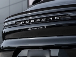Porsche Cayenne S Coupe AWD 2026