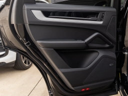 Porsche Cayenne S Coupe AWD 2026