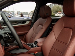 Porsche Cayenne S Coupe AWD 2026