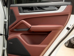 Porsche Cayenne S Coupe AWD 2026