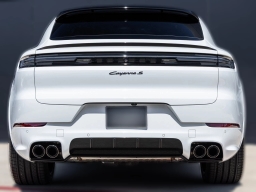 Porsche Cayenne S Coupe AWD 2026