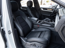 Porsche Cayenne S Coupe AWD 2026