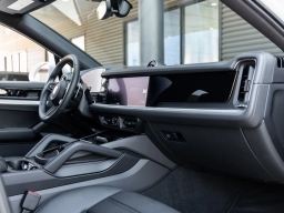 Porsche Cayenne S Coupe AWD 2026