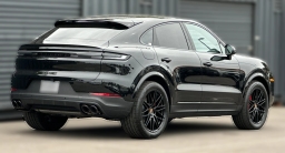 Porsche Cayenne S Coupe AWD 2026