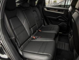 Porsche Cayenne S Coupe AWD 2026