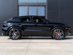 Porsche Cayenne S Coupe AWD 2026