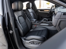 Porsche Cayenne S Coupe AWD 2026