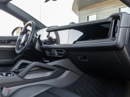 Porsche Cayenne S Coupe AWD 2026