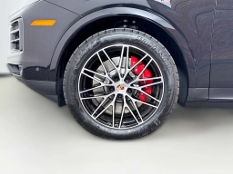 Porsche Cayenne S Coupe AWD 2026