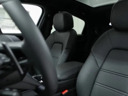 Porsche Cayenne S Coupe AWD 2026