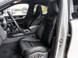 Porsche Cayenne S Coupe AWD 2026