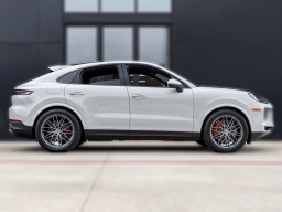 Porsche Cayenne S Coupe AWD 2026