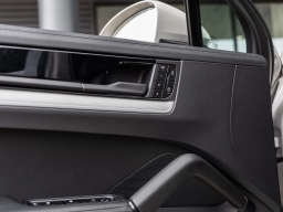 Porsche Cayenne S Coupe AWD 2026