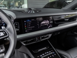 Porsche Cayenne S Coupe AWD 2026